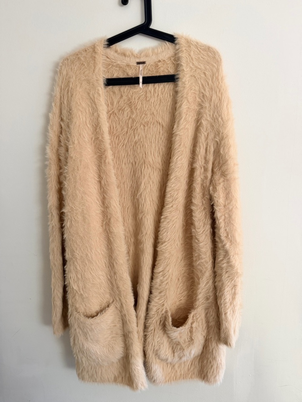 Free People Fuzzy Faux Fur Cardigan Size Large Cozy Open Front Beige Like new!